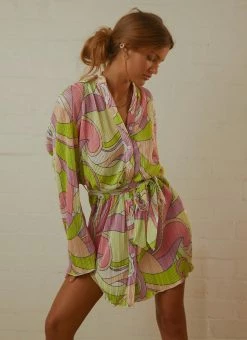 Deals ⭐ Peppermayo Exclusive - Soho Chic 👕 Shirt 👗 Dress - Retro Swirl 🤩